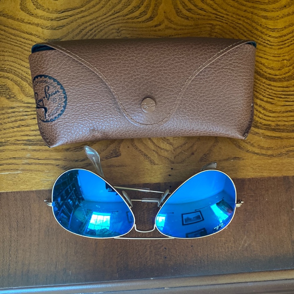 Ray-Ban Aviator Sunglasses